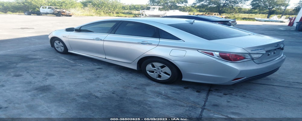 KMHEC4A4XBA001560 2011 HYUNDAI SONATA photo no. 3