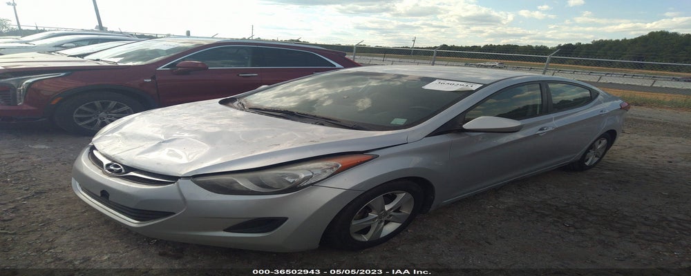 5NPDH4AE4DH328820 2013 HYUNDAI ELANTRA photo no. 2