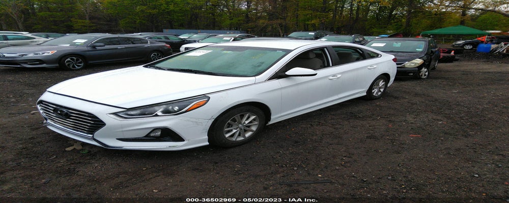 5NPE24AF0KH749753 2019 HYUNDAI SONATA photo no. 2