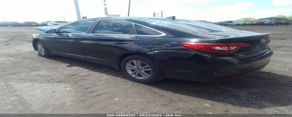 5NPE24AF0FH217134 2015 HYUNDAI SONATA photo no. 3