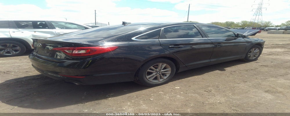 5NPE24AF0FH217134 2015 HYUNDAI SONATA photo no. 4
