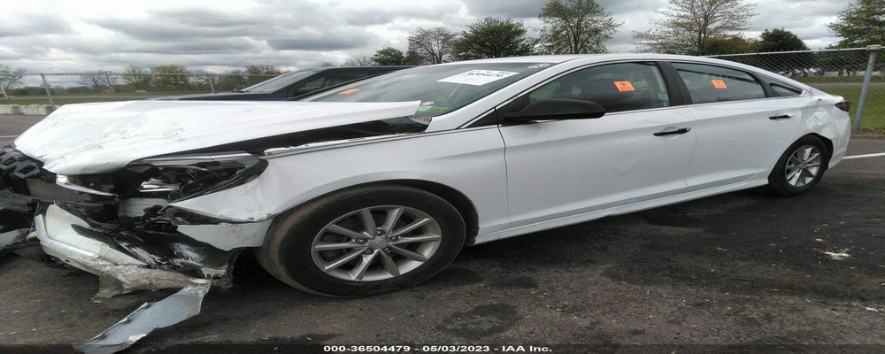 5NPE24AF0KH750014 2019 HYUNDAI SONATA photo no. 2