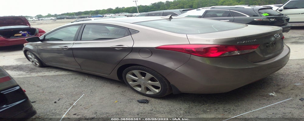 5NPDH4AE9DH250471 2013 HYUNDAI ELANTRA photo no. 3