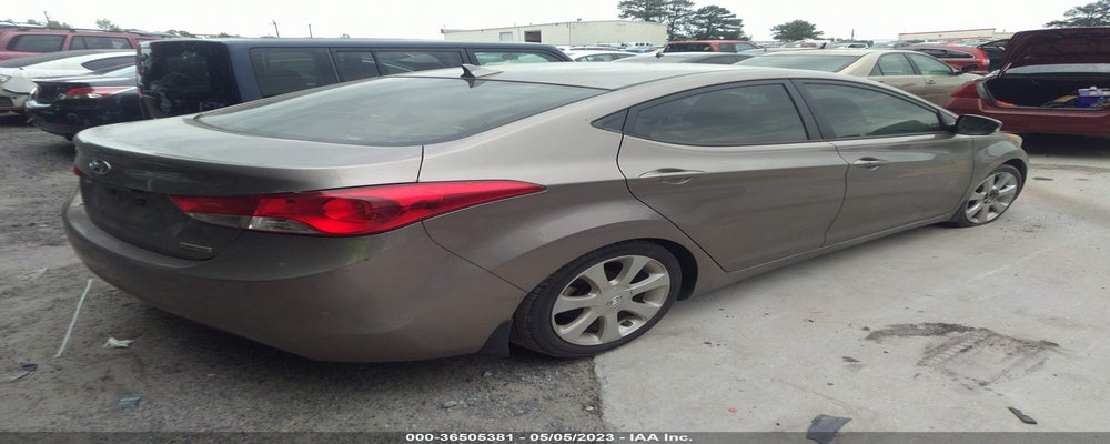 5NPDH4AE9DH250471 2013 HYUNDAI ELANTRA photo no. 4
