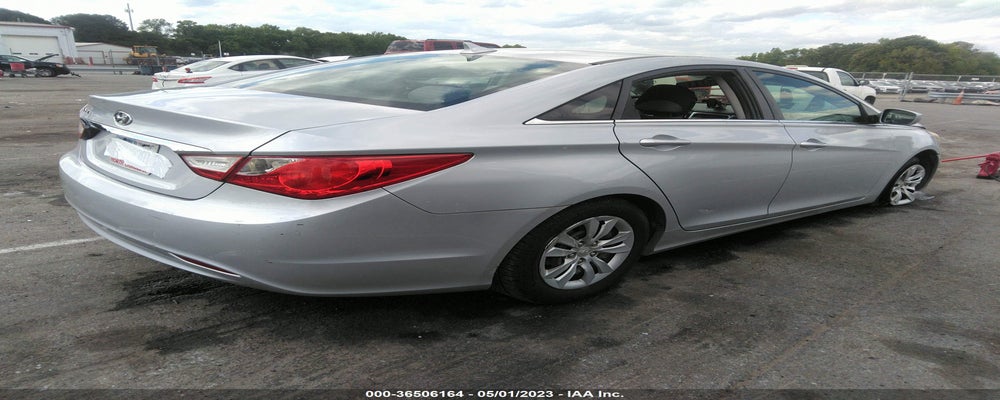 5NPEB4AC7BH006531 2011 HYUNDAI SONATA photo no. 4