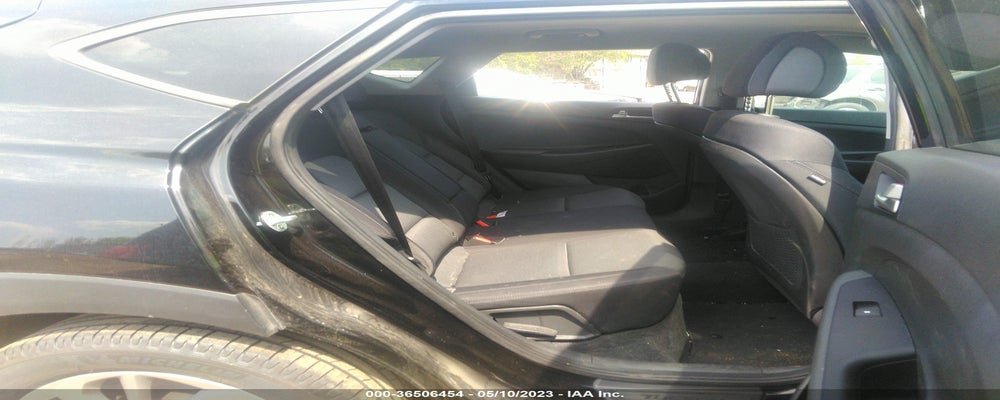 KM8J3CA4XJU836371 2018 HYUNDAI TUCSON photo no. 8