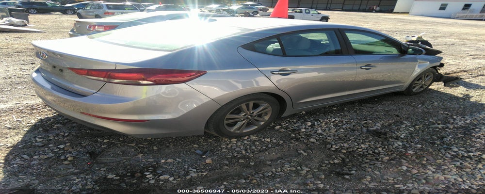 5NPD84LF0HH052373 2017 HYUNDAI ELANTRA photo no. 4