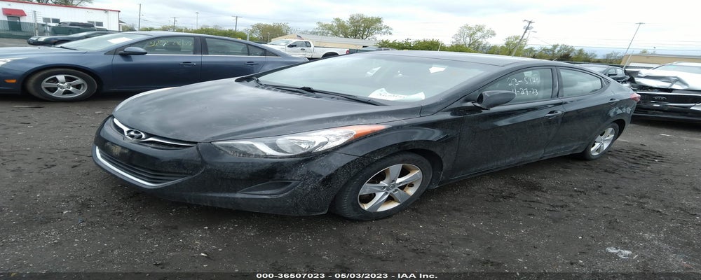 5NPDH4AE1DH300196 2013 HYUNDAI ELANTRA photo no. 2