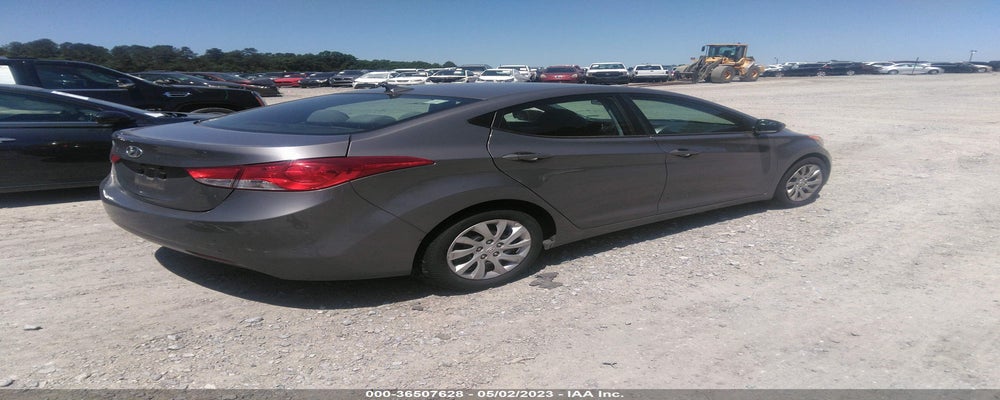 5NPDH4AE7DH180856 2013 HYUNDAI ELANTRA photo no. 4