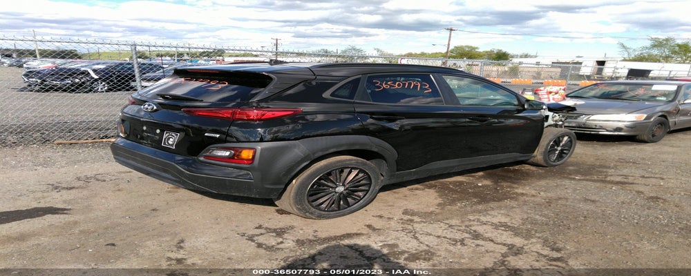 KM8K2CAA4JU064303 2018 HYUNDAI KONA photo no. 4