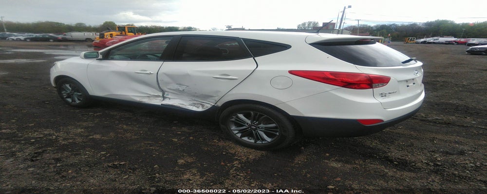 KM8JTCAF9F4072540 2015 HYUNDAI TUCSON photo no. 3