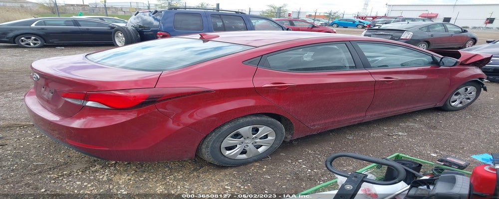 5NPDH4AE7GH702194 2016 HYUNDAI ELANTRA photo no. 4