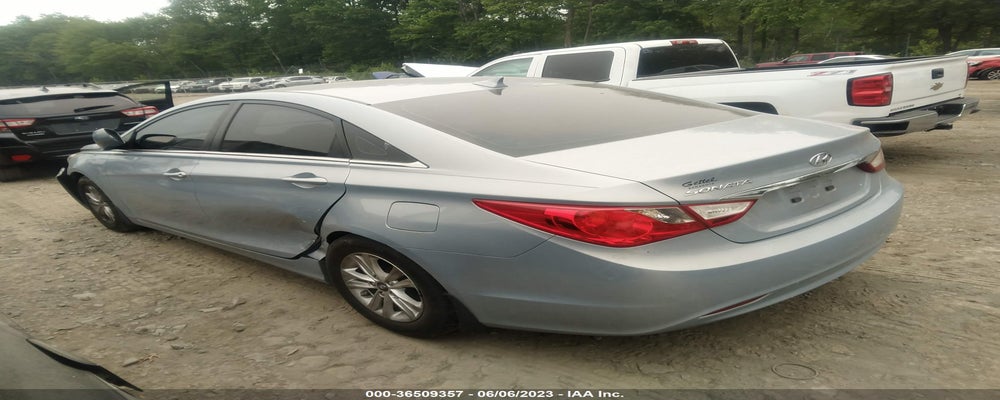 5NPEB4AC8BH137466 2011 HYUNDAI SONATA photo no. 3