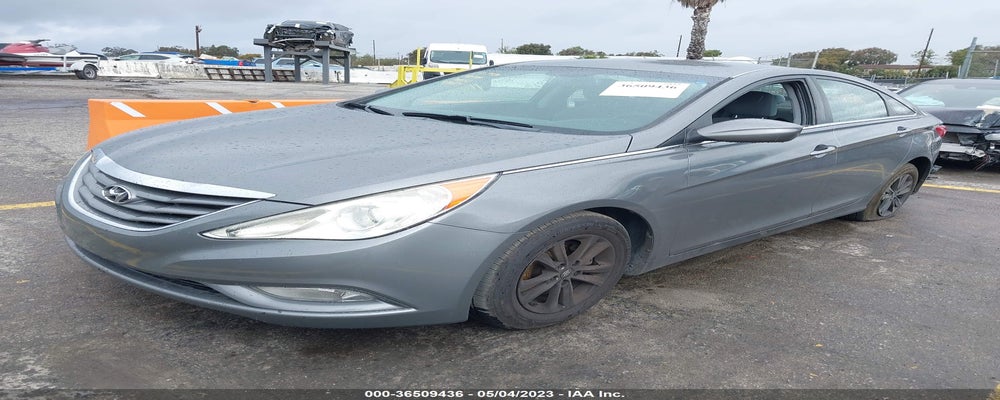 5NPEB4AC4DH771182 2013 HYUNDAI SONATA photo no. 2