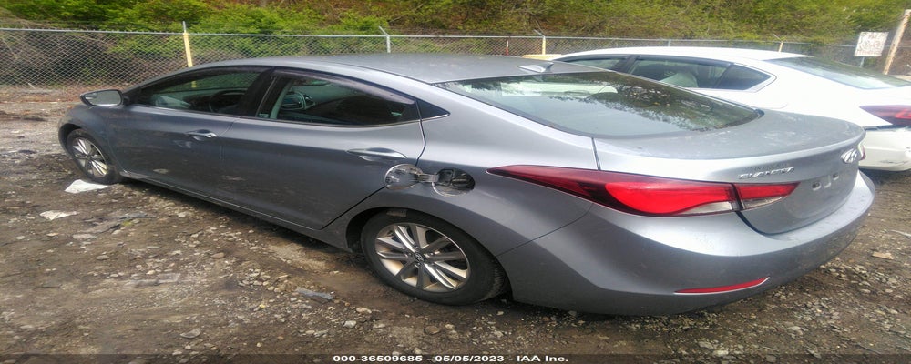 5NPDH4AE2FH564109 2015 HYUNDAI ELANTRA photo no. 3