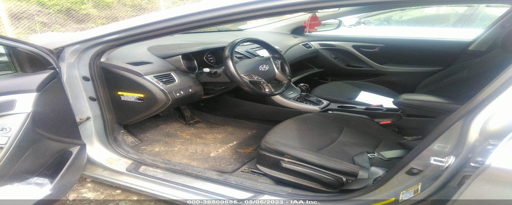 5NPDH4AE2FH564109 2015 HYUNDAI ELANTRA photo no. 5