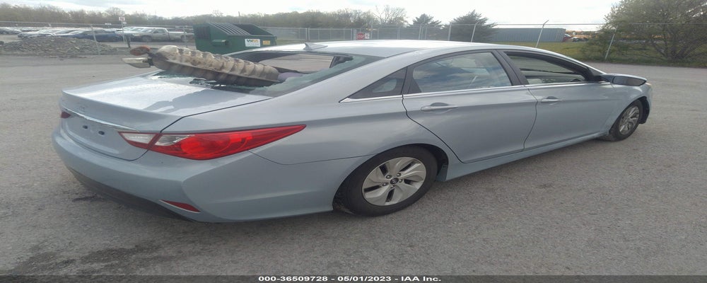 5NPEB4AC0EH823652 2014 HYUNDAI SONATA photo no. 4