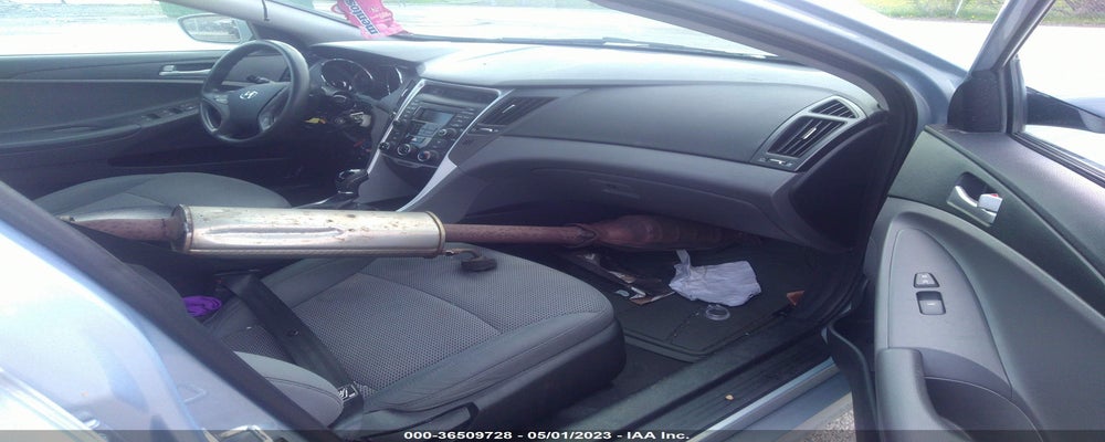 5NPEB4AC0EH823652 2014 HYUNDAI SONATA photo no. 5