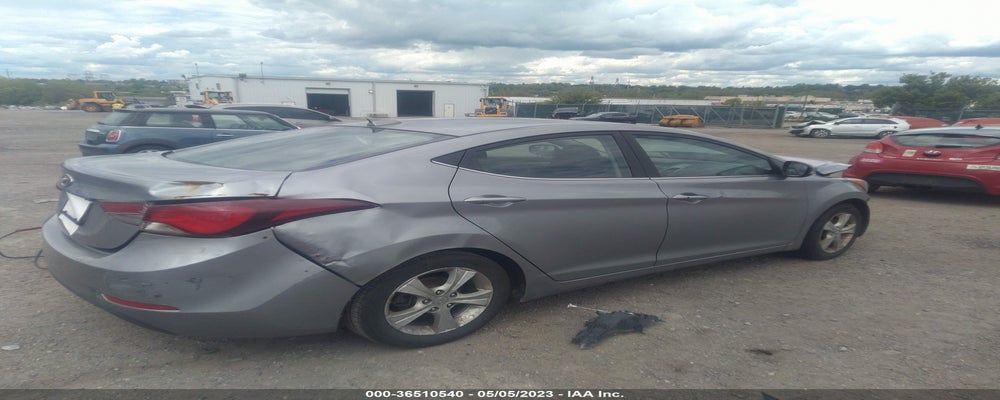 KMHDH4AE6GU546036 2016 HYUNDAI ELANTRA photo no. 4
