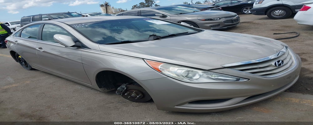 5NPEB4AC7BH200234 2011 HYUNDAI SONATA photo no. 4