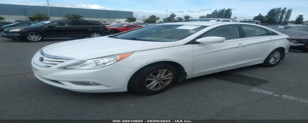 5NPEB4AC2DH767258 2013 HYUNDAI SONATA photo no. 2
