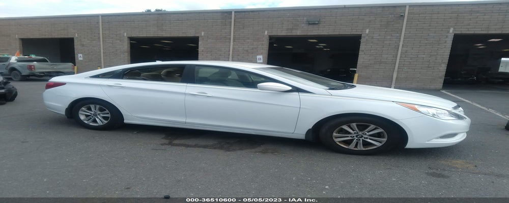 5NPEB4AC2DH767258 2013 HYUNDAI SONATA photo no. 5