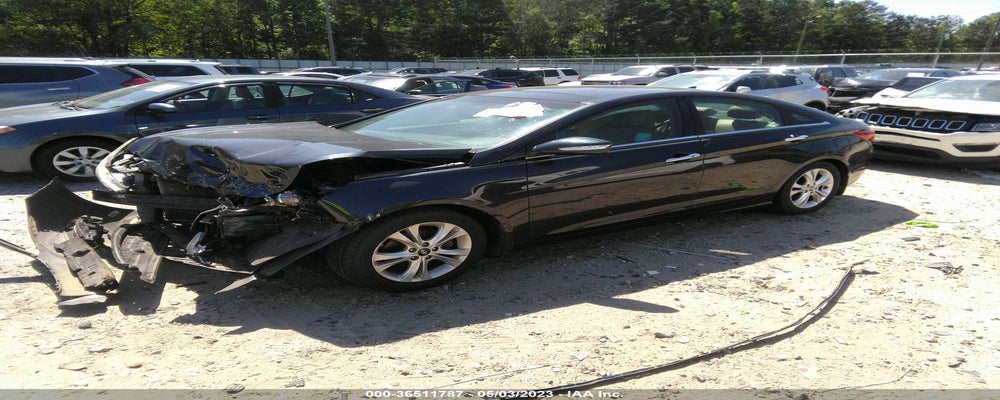 5NPEC4AC6C8432211 2012 HYUNDAI SONATA photo no. 2