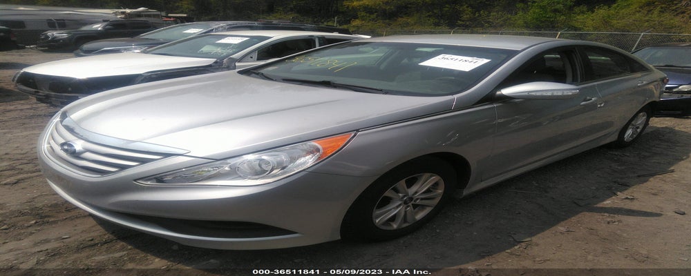 5NPEB4AC4EH838011 2014 HYUNDAI SONATA photo no. 2