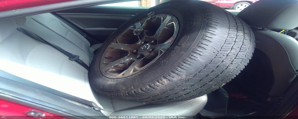 KMHD84LF6LU025687 2020 HYUNDAI ELANTRA photo no. 8