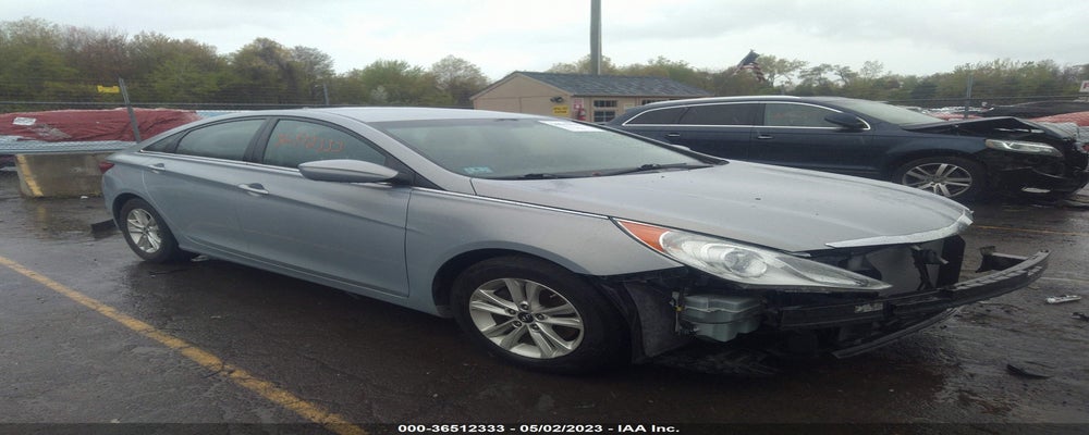 5NPEB4AC5BH152314 2011 HYUNDAI SONATA photo no. 1