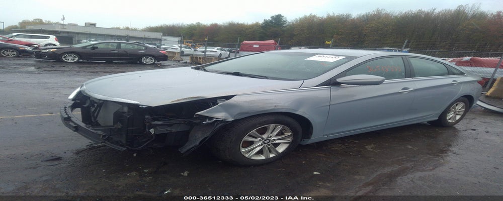5NPEB4AC5BH152314 2011 HYUNDAI SONATA photo no. 2