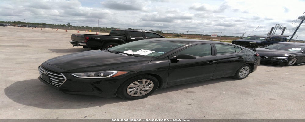 KMHD74LF6HU429647 2017 HYUNDAI ELANTRA photo no. 2