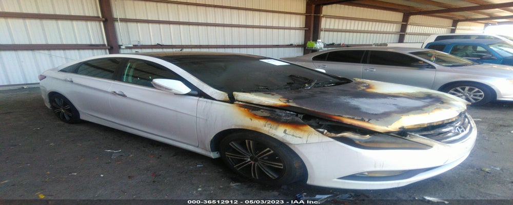 5NPEC4AB2EH848637 2014 HYUNDAI SONATA photo no. 13