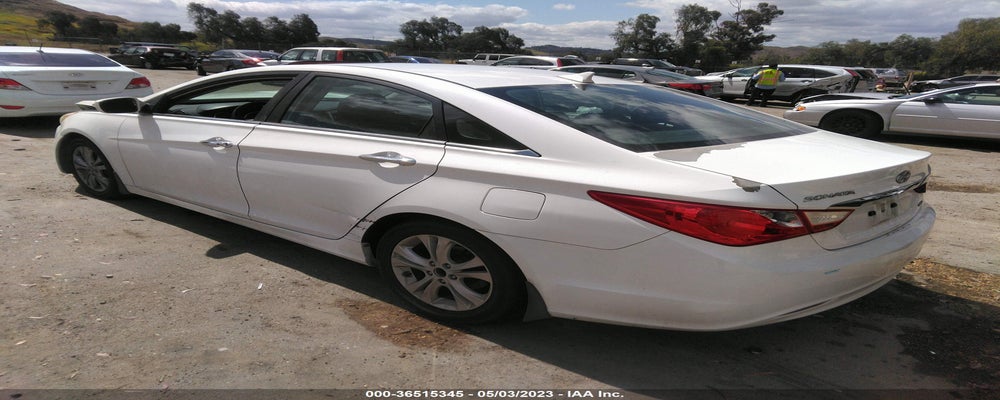5NPEC4AC0BH120884 2011 HYUNDAI SONATA photo no. 3