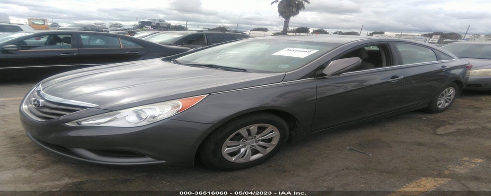 5NPEB4AC1BH288634 2011 HYUNDAI SONATA photo no. 2