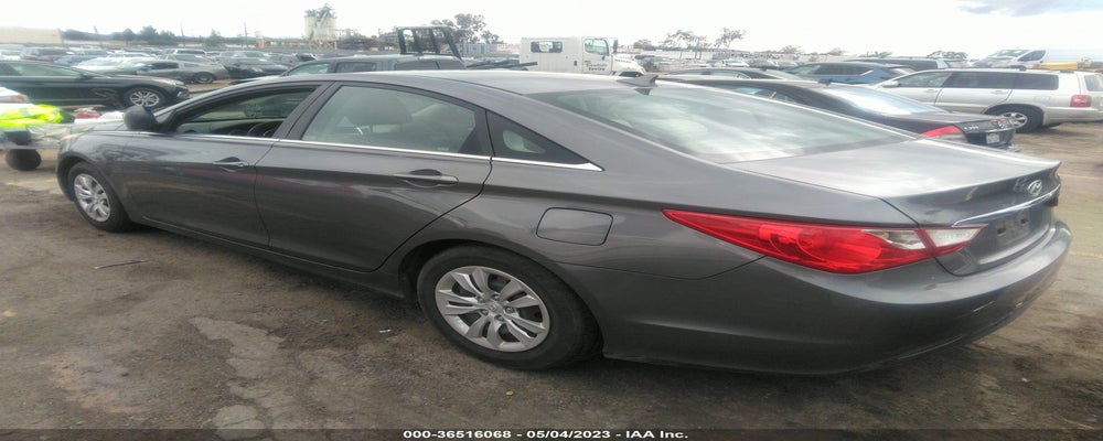 5NPEB4AC1BH288634 2011 HYUNDAI SONATA photo no. 3