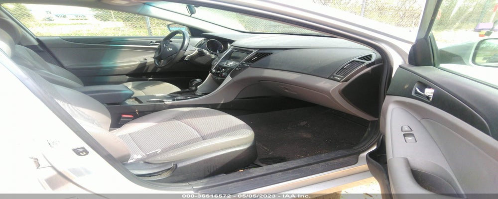 5NPEC4ACXBH251739 2011 HYUNDAI SONATA photo no. 5