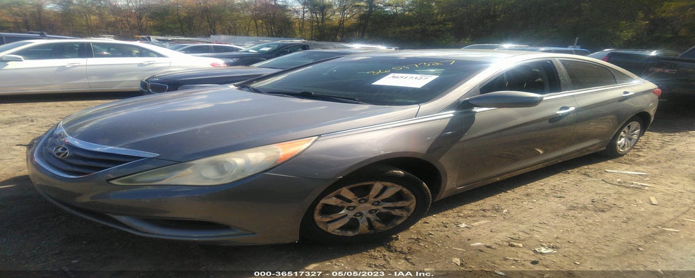 5NPEB4AC0BH227498 2011 HYUNDAI SONATA photo no. 2