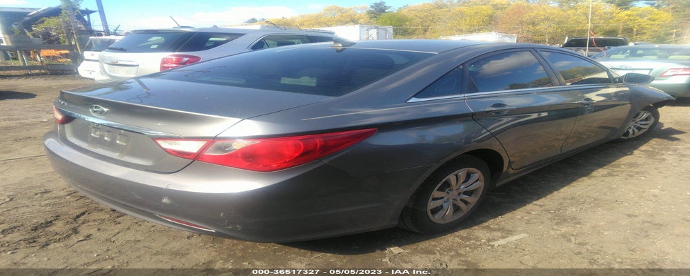 5NPEB4AC0BH227498 2011 HYUNDAI SONATA photo no. 4