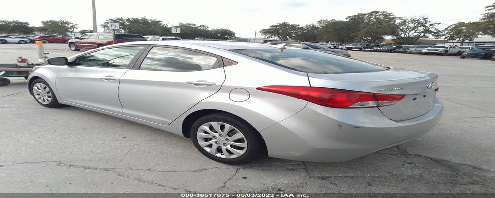 5NPDH4AE4DH220245 2013 HYUNDAI ELANTRA photo no. 3