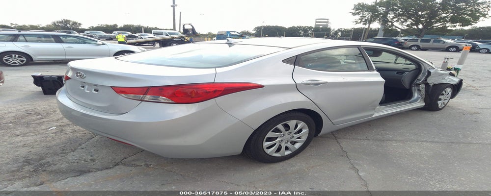 5NPDH4AE4DH220245 2013 HYUNDAI ELANTRA photo no. 4