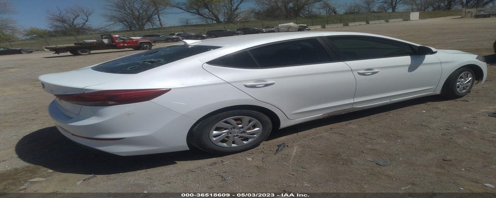 5NPD74LF2HH172226 2017 HYUNDAI ELANTRA photo no. 4