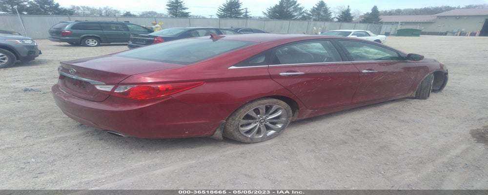 5NPEC4AC4BH141866 2011 HYUNDAI SONATA photo no. 4