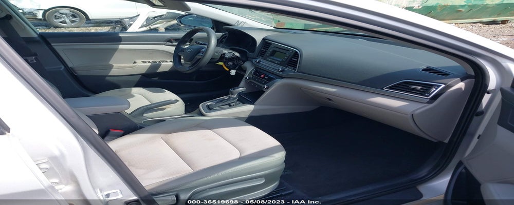 KMHD74LF0HU074023 2017 HYUNDAI ELANTRA photo no. 5