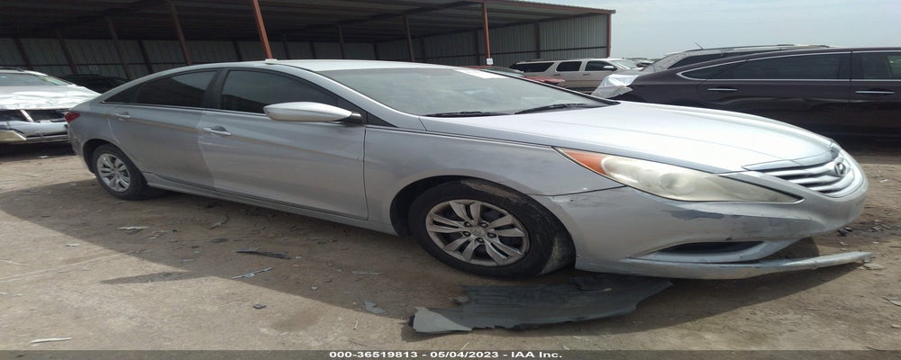 5NPEB4AC6BH232463 2011 HYUNDAI SONATA photo no. 2