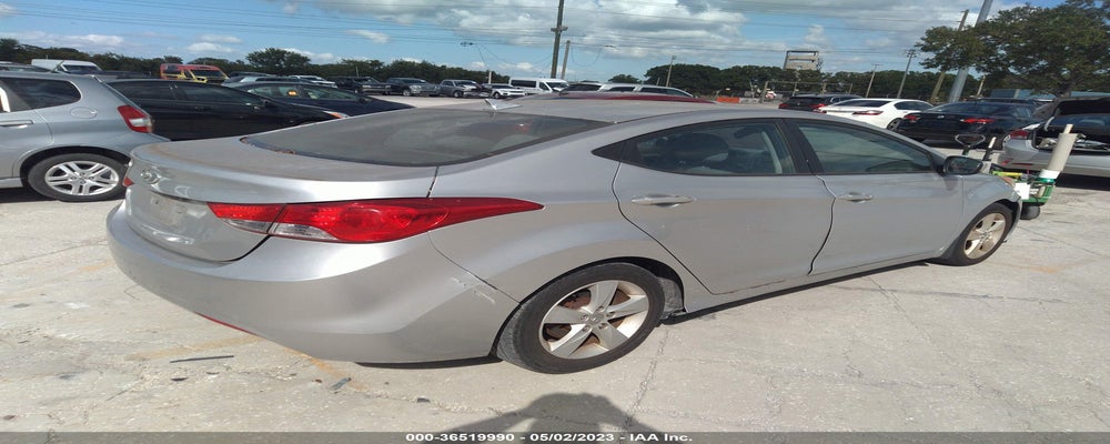 5NPDH4AE9DH387152 2013 HYUNDAI ELANTRA photo no. 4