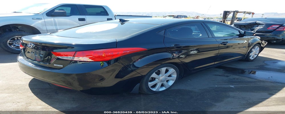 5NPDH4AE3DH228496 2013 HYUNDAI ELANTRA photo no. 4