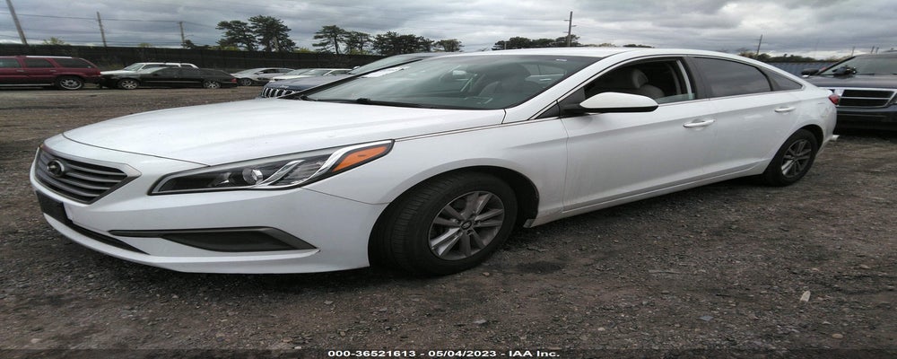 5NPE24AF3GH303023 2016 HYUNDAI SONATA photo no. 2