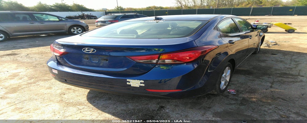 5NPDH4AE8GH717304 2016 HYUNDAI ELANTRA photo no. 4