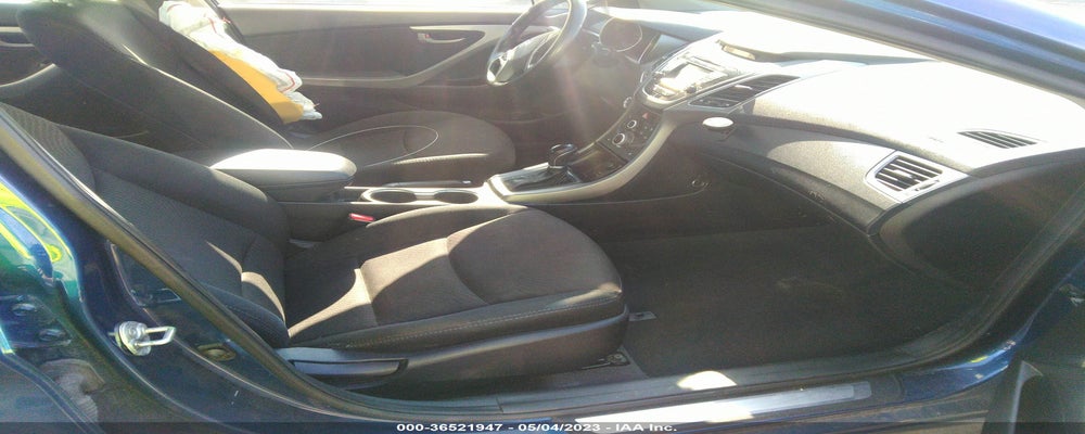 5NPDH4AE8GH717304 2016 HYUNDAI ELANTRA photo no. 5